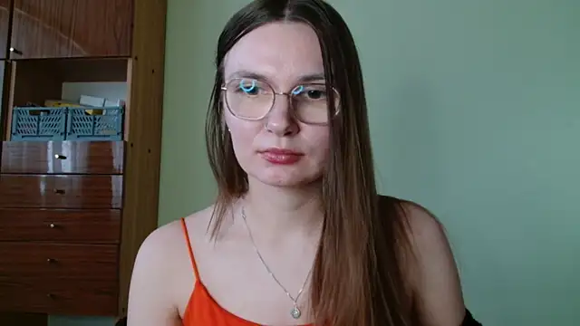 LooveELLYx online show from 02-05-26, 02:35