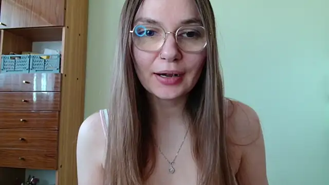 LooveELLYx online show from 03-05-26, 07:27