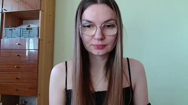 LooveELLYx online show from 03-27-26, 07:28