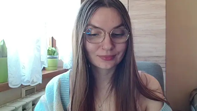 LooveELLYx online show from 04-11-26, 07:45