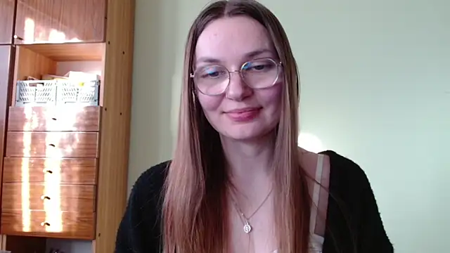 LooveELLYx online show from 02-18-26, 02:35