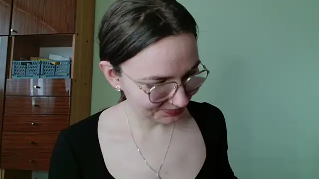 LooveELLYx online show from 02-10-26, 02:38