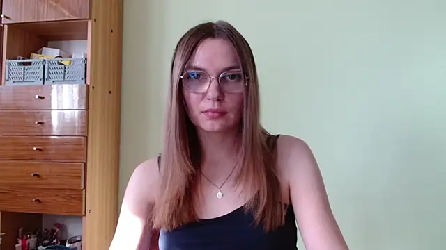 LooveELLYx online show from 09-24-25, 02:23