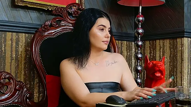 MistressEly online show from 01-05-26, 05:27