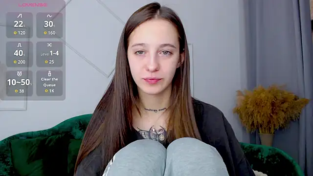 Little cherryy   online show from 09-20-25, 06:29