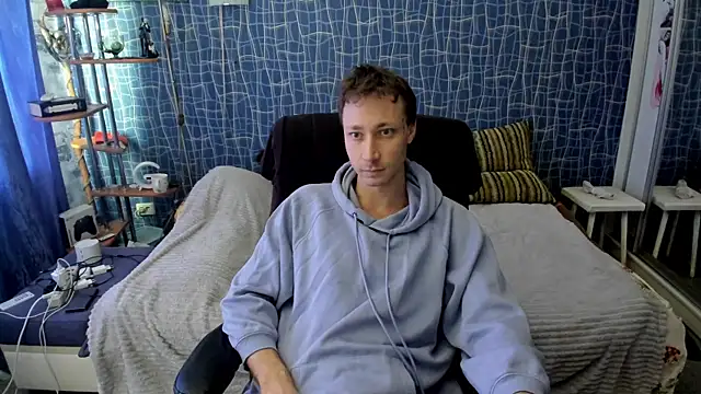 CuteBoy228 online show from 04-11-26, 09:35