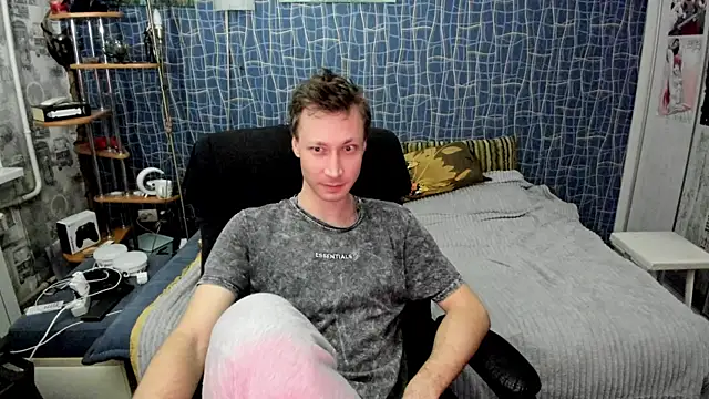 CuteBoy228 online show from 04-01-26, 10:18
