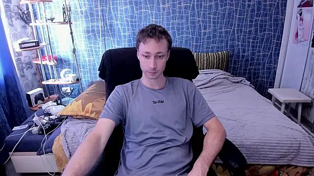 CuteBoy228 online show from 04-07-26, 11:34