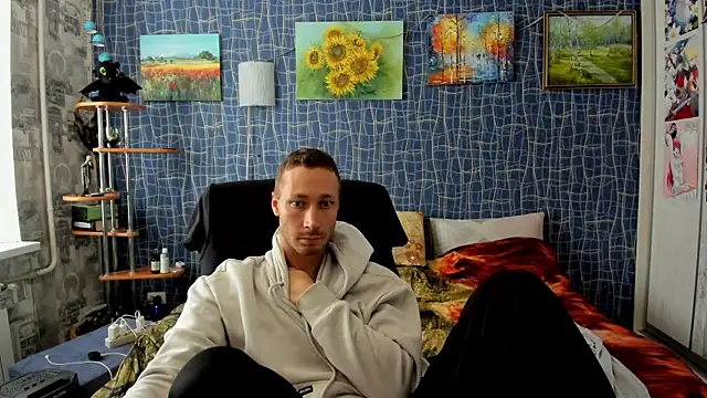 CuteBoy228 online show from 10-30-25, 12:14