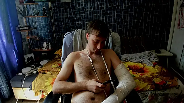 Snapshot of CuteBoy228 chatting on 06-09-26, 07:42 CuteBoy228 online show from 06-09-26, 07:42