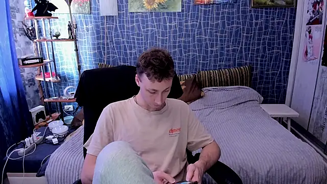 CuteBoy228 online show from 03-21-26, 12:42