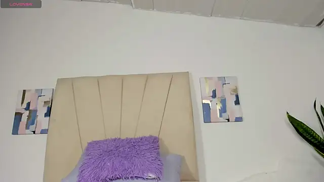 Sophia Ebony online show from 07-18-26, 12:14