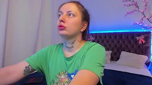 LilaVame online show from 10-21-25, 07:57