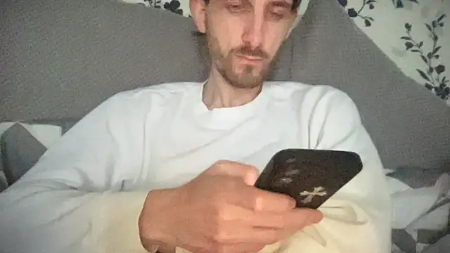 Big8inchUncutCock online show from 04-25-26, 02:58