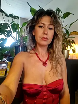 CelynaRoss online show from 07-16-26, 12:46