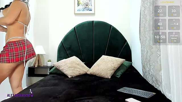 i alexanew online show from 12-17-25, 11:48