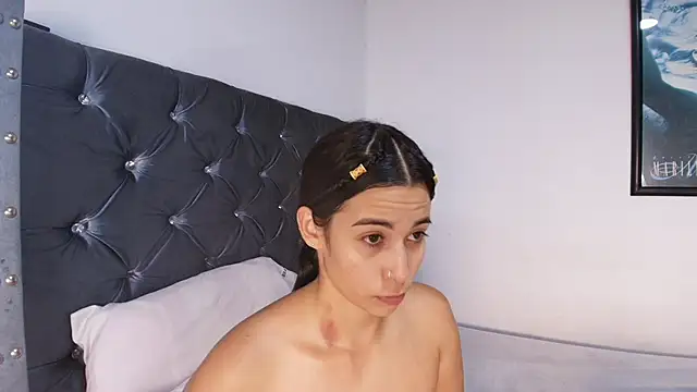 GraceWallace  online show from 09-22-25, 11:55