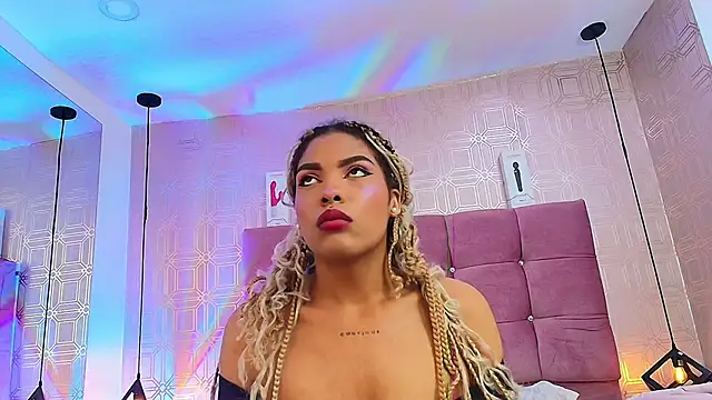 LexieBloom online show from 10-07-25, 03:51