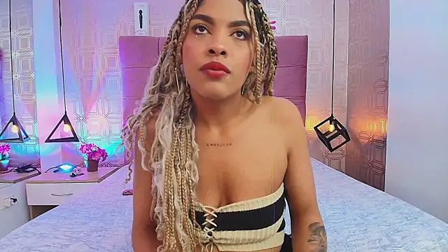 LexieBloom online show from 10-04-25, 04:03