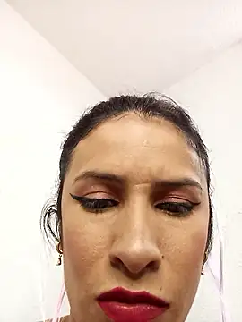 karinnahotdirty online show from 01-08-26, 08:48