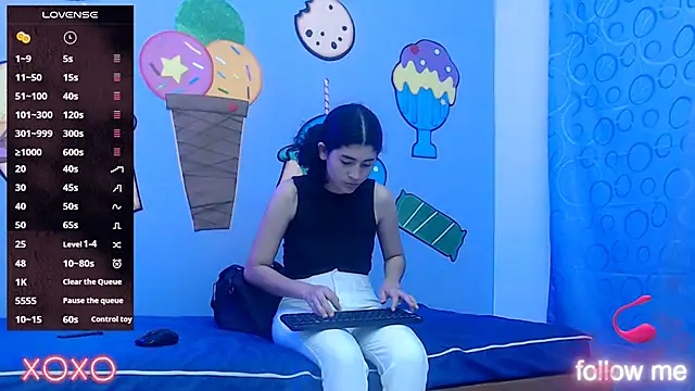 skinnykalitzo18 online show from 02-22-26, 02:30