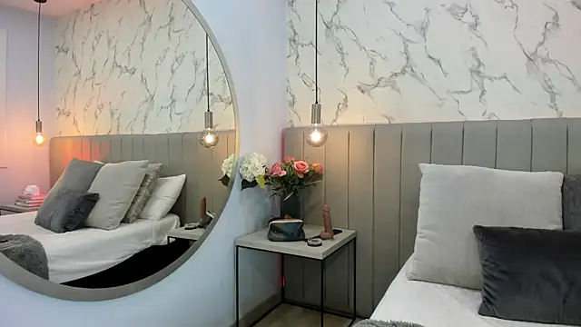 Karlla Brown online show from 10-14-25, 12:50