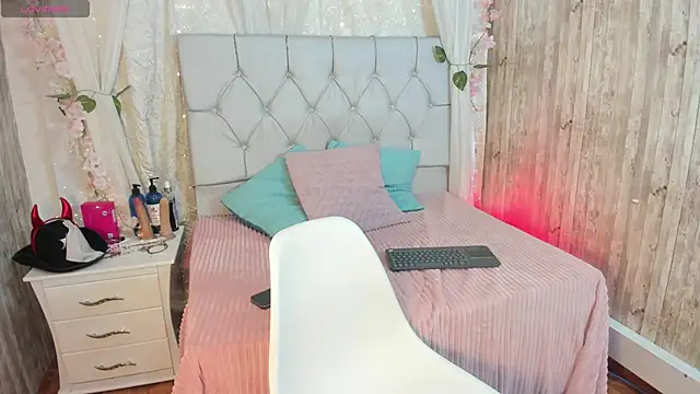 Thiago Kozak online show from 11-18-25, 02:16