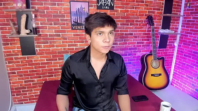 Thiago Kozak online show from 06-09-26, 01:34