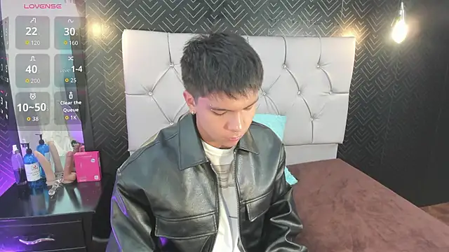 Thiago Kozak online show from 02-11-26, 01:22