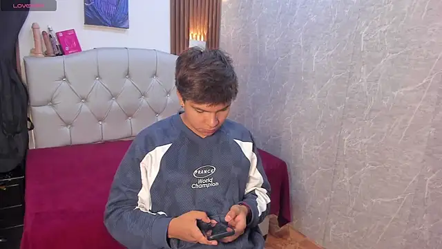 Thiago Kozak online show from 06-04-26, 03:38