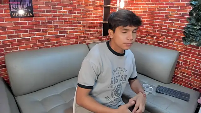 Thiago Kozak online show from 07-11-26, 01:22