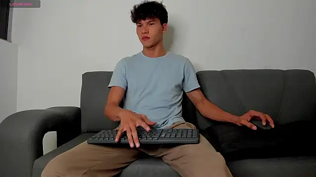 2Amateur Guys online show from 01-18-26, 12:03