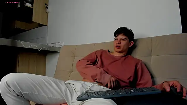 2Amateur Guys online show from 02-12-26, 11:04