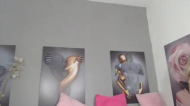 Snapshot of AntonellaBlanc chatting on 05-09-26, 04:21 AntonellaBlanc online show from 05-09-26, 04:21
