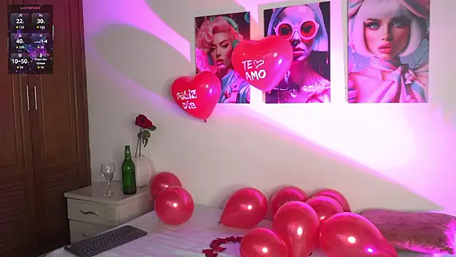 Snapshot of pocahotass_11 chatting on 02-14-26, 11:21 pocahotass 11 online show from 02-14-26, 11:21