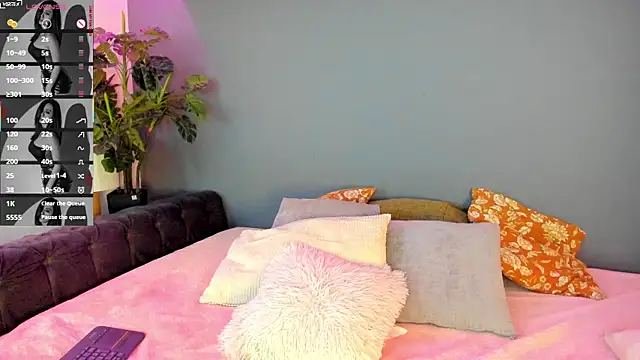 Abbyy stone online show from 10-08-25, 04:03