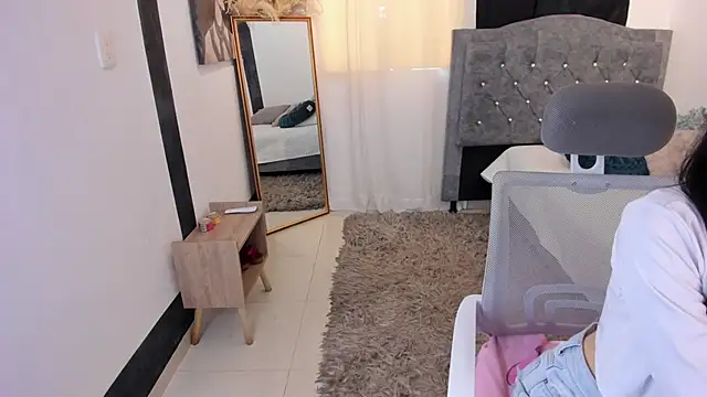 CamiCute  online show from 10-21-25, 08:41