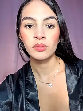 Snapshot of MartiinaRosse chatting on 02-10-26, 03:33 MartiinaRosse online show from 02-10-26, 03:33