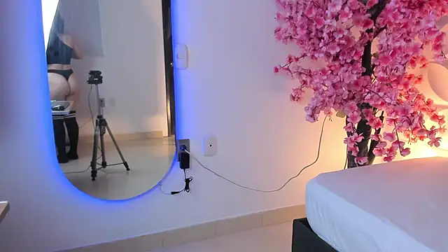 cristina gallardo online show from 10-08-25, 12:28