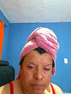 Hanna Kieran online show from 11-24-25, 10:54