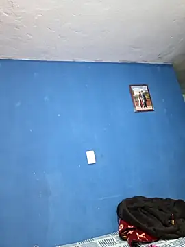 Hanna Kieran online show from 11-12-25, 01:43