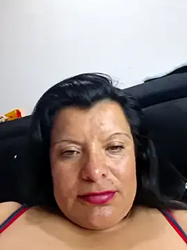 Hanna Kieran online show from 10-23-25, 04:00