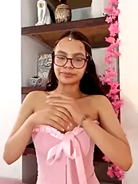 Snapshot of Danesacronin chatting on 11-04-25, 08:45 Danesacronin online show from 11-04-25, 08:45