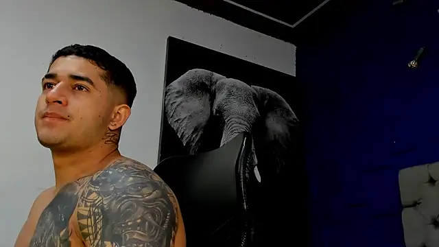 king falconer online show from 11-18-25, 01:32