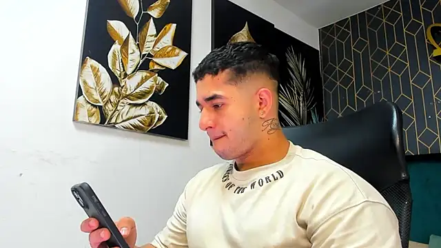 king falconer online show from 12-01-25, 12:11