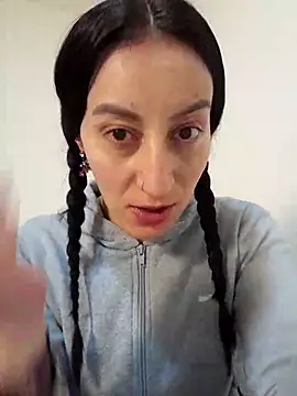 Oriana111 online show from 10-24-25, 12:59