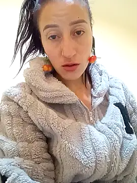 Snapshot of Oriana111 chatting on 02-24-26, 12:28 Oriana111 online show from 02-24-26, 12:28