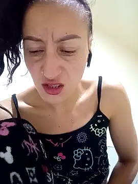 Snapshot of Oriana111 chatting on 02-22-26, 01:57 Oriana111 online show from 02-22-26, 01:57