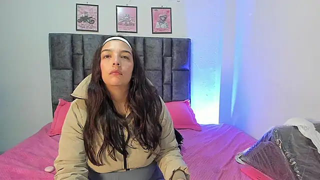 Esmeraldaa- online show from 06-03-26, 10:47