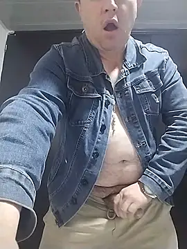 BigCristh79 online show from 05-25-26, 01:32